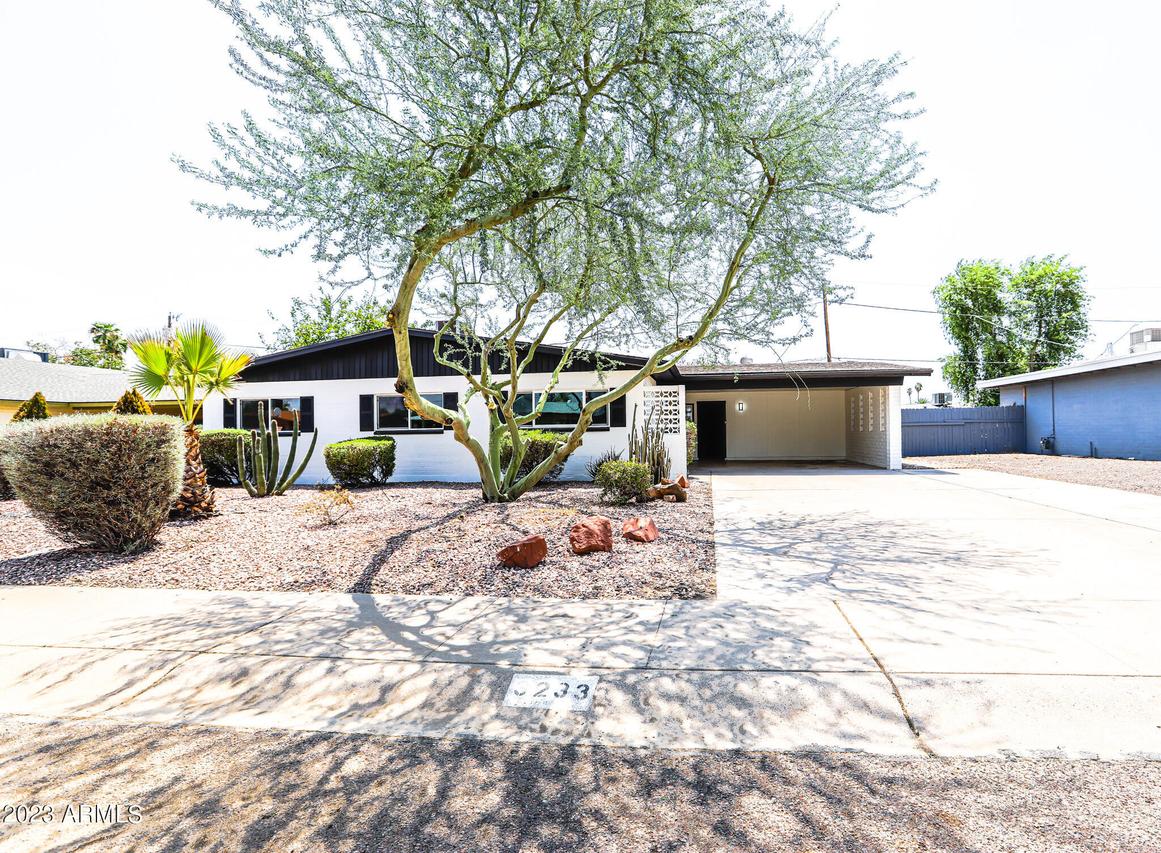 3233 E Andorra Dr., Phoenix, AZ 85032