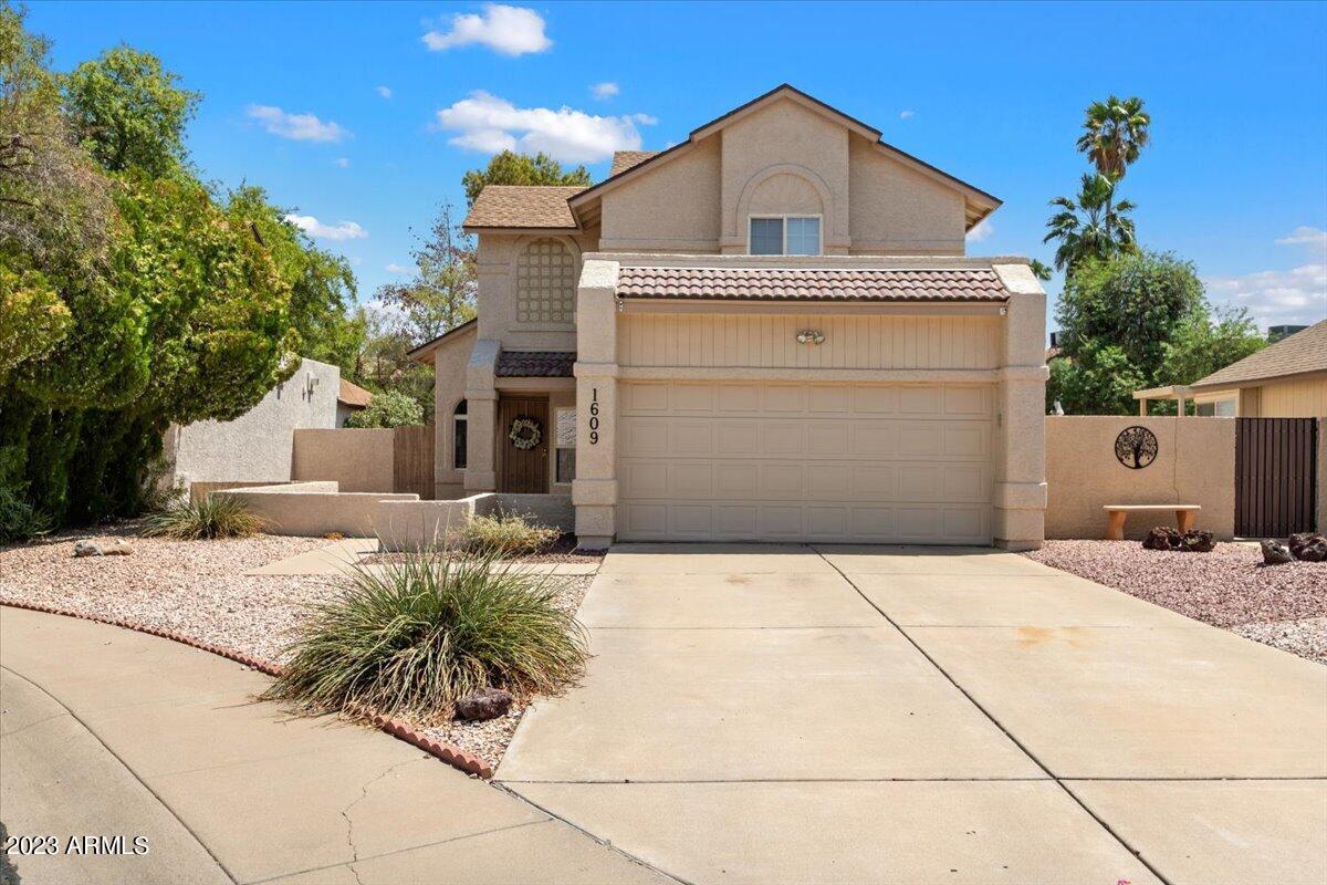1609 N Calle Cir., Chandler, AZ 85224