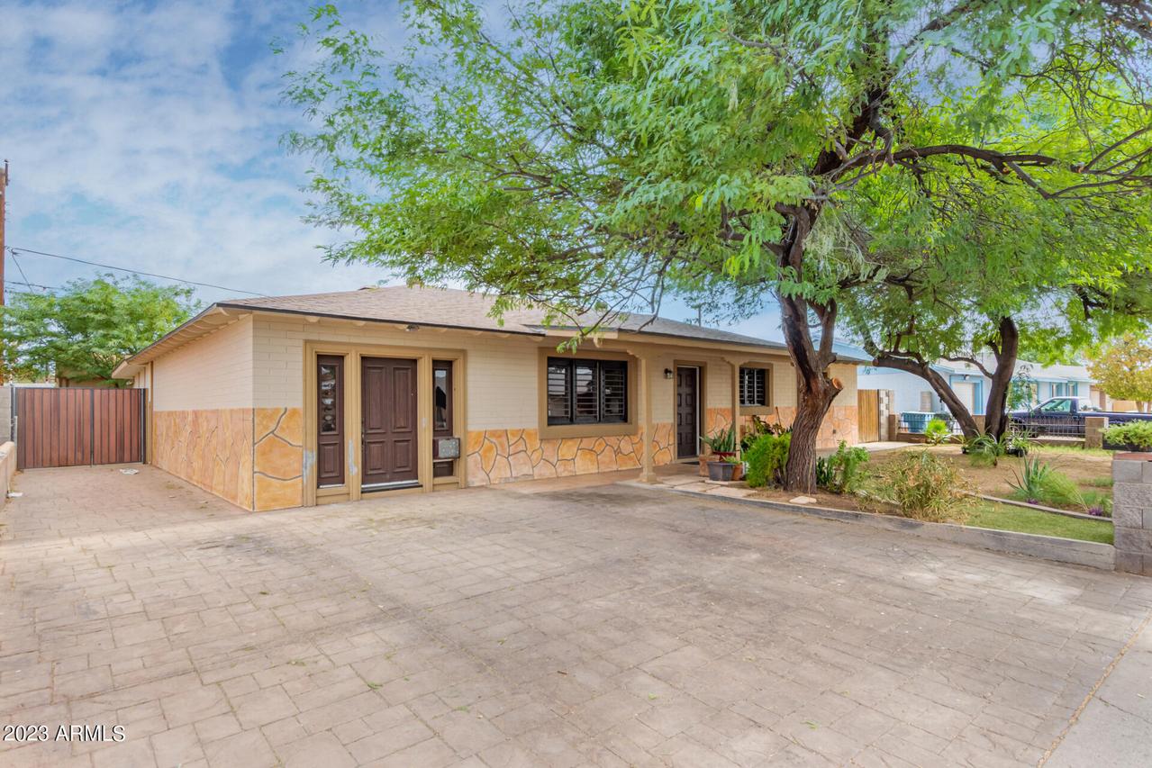 4912 W Earll Dr., Phoenix, AZ 85031