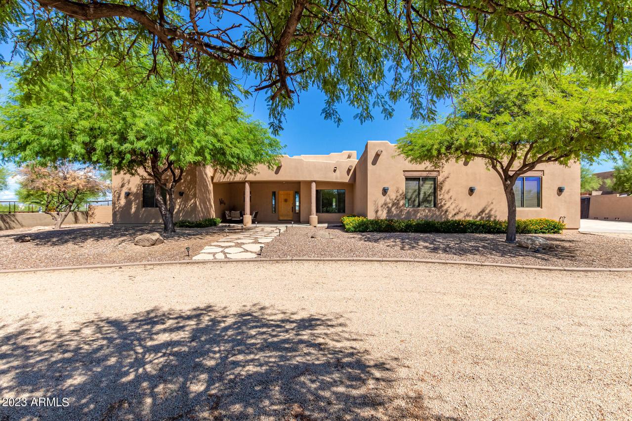 44513 N 12th St., New River, AZ 85087
