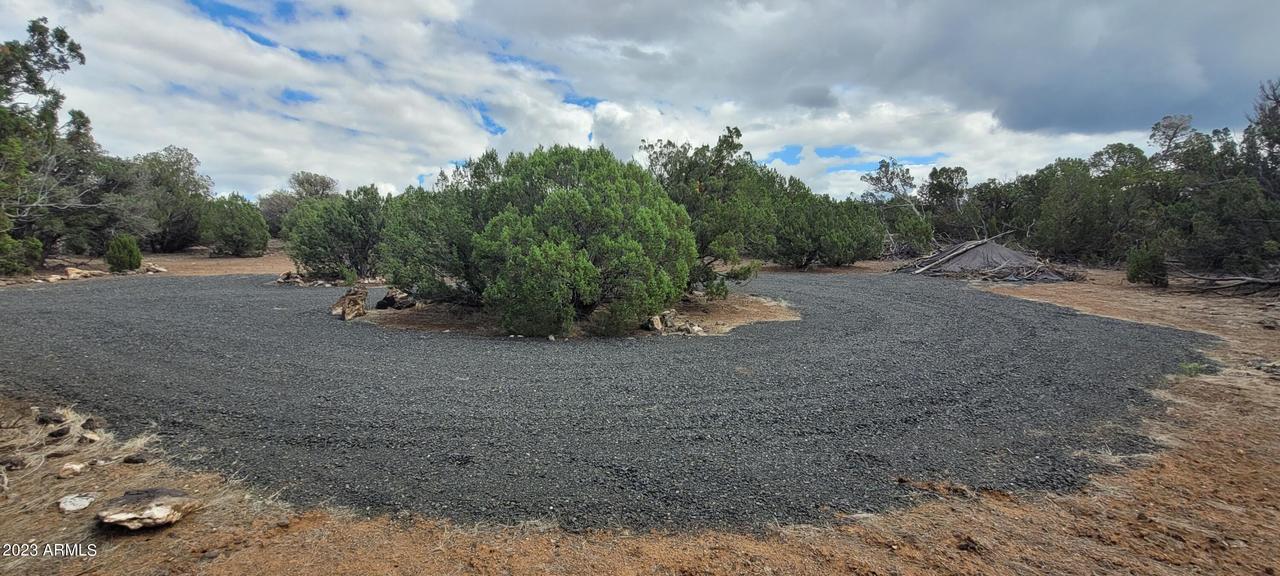 7921 Well Rd., Show Low, AZ 85901