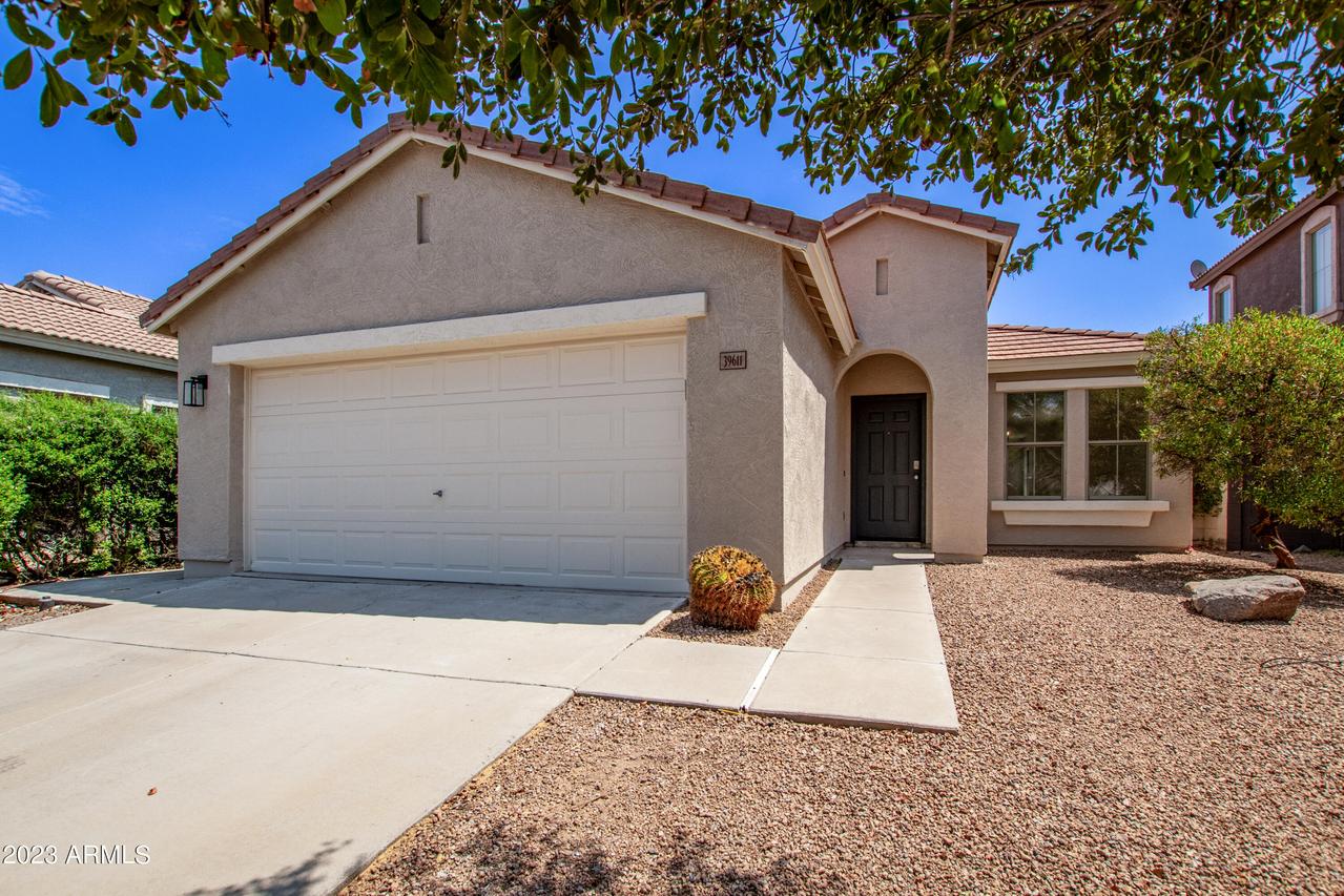 39611 N Luke Ln., San Tan Valley, AZ 85140