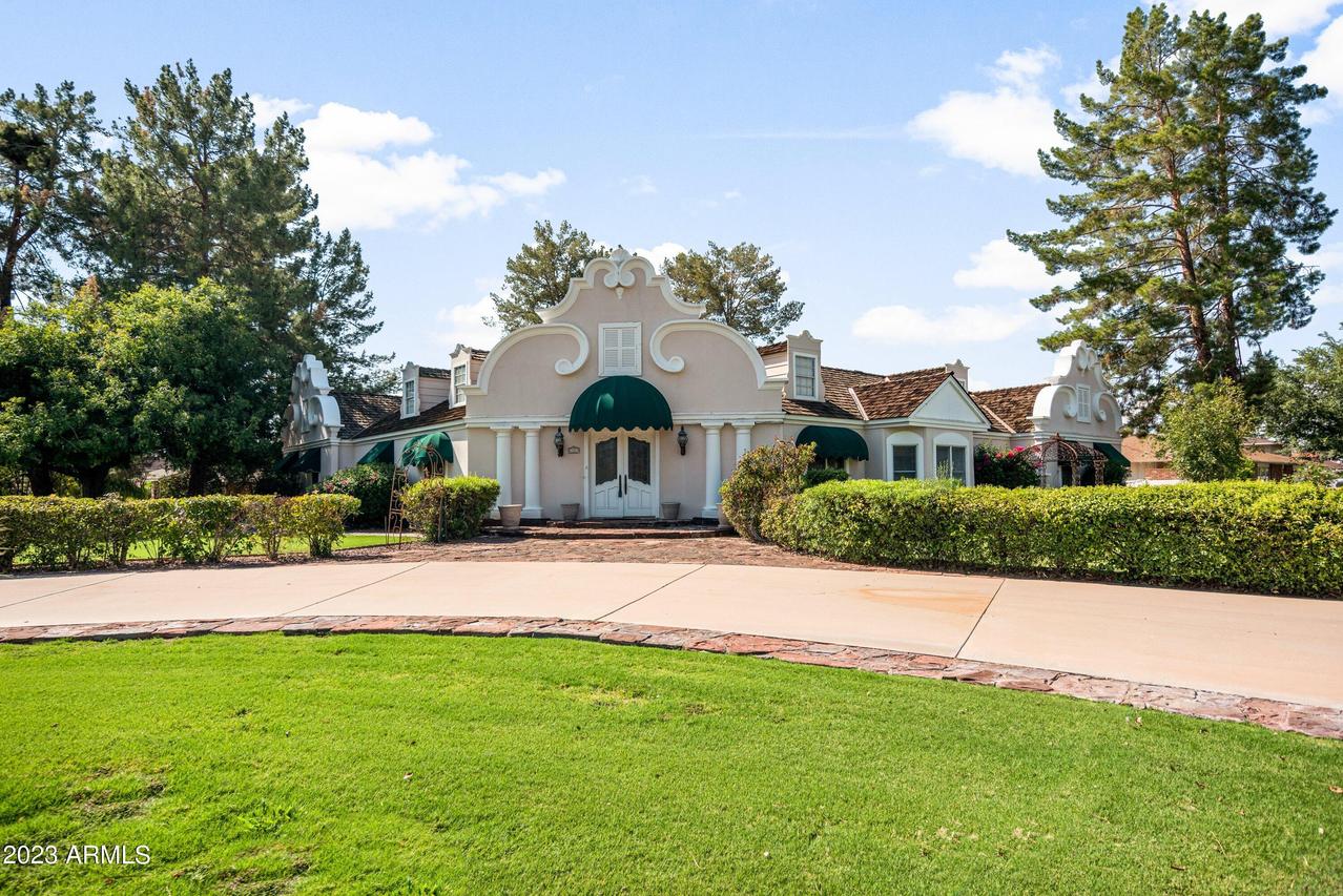 1554 E Elmwood Cir., Mesa, AZ 85203