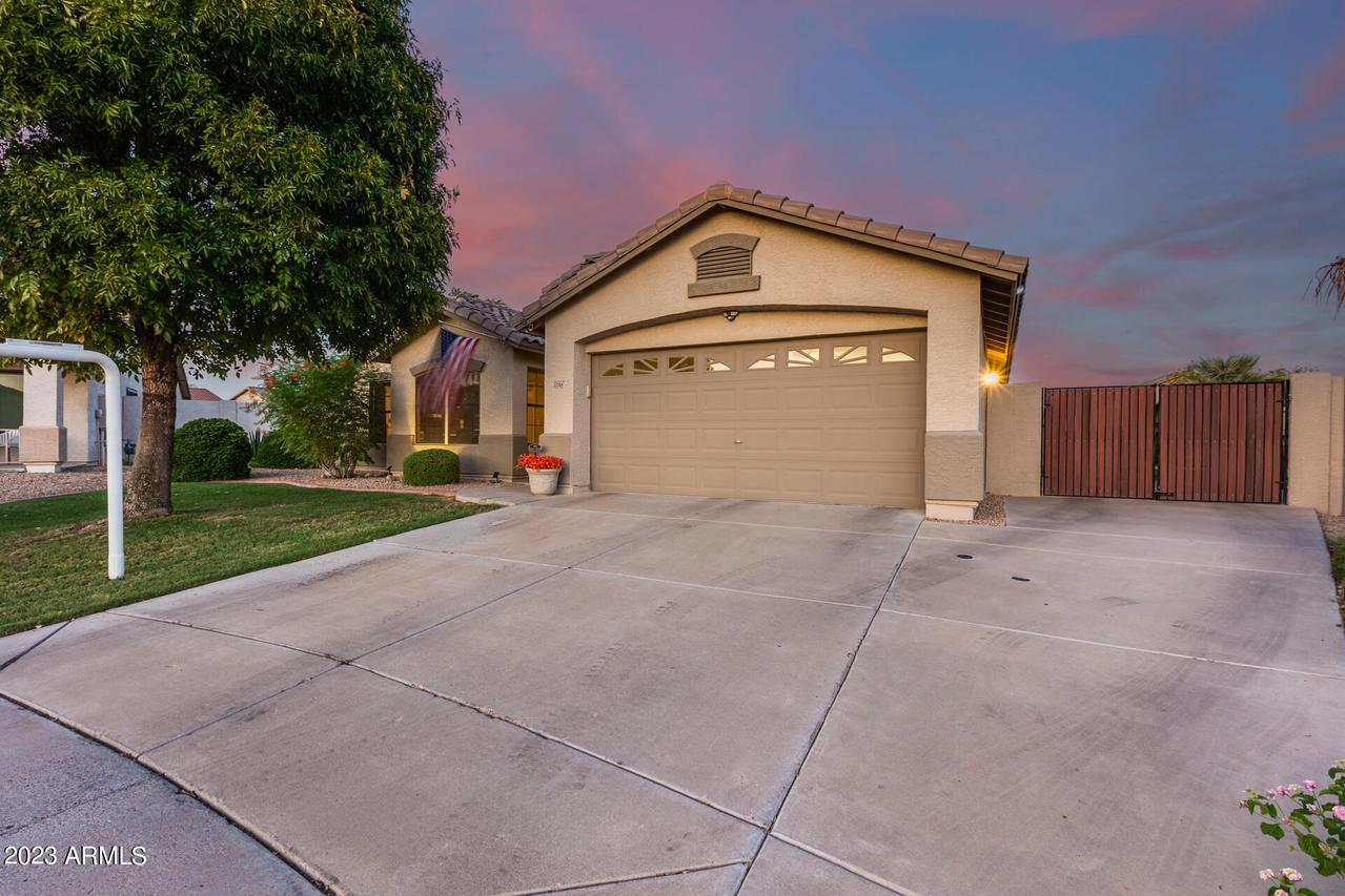 10146 W Potter Dr., Peoria, AZ 85382