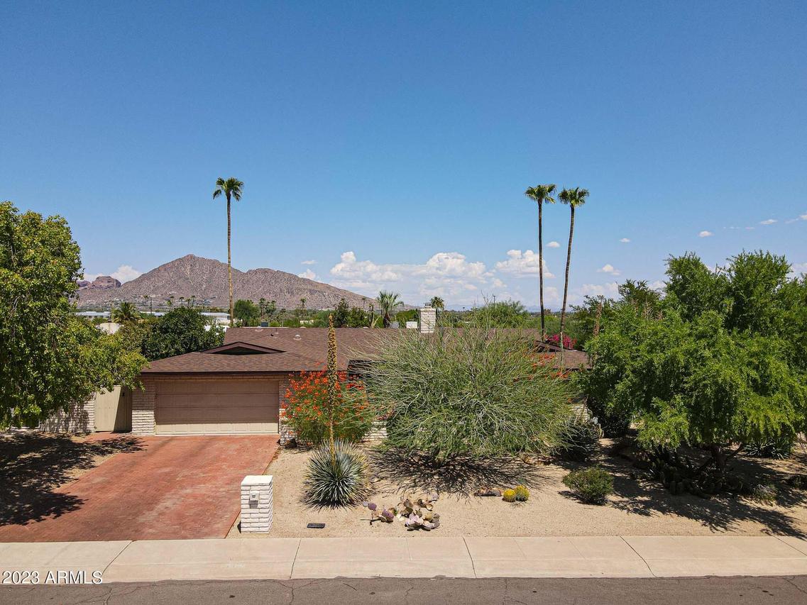 6150 E Cambridge Ave., Scottsdale, AZ 85257