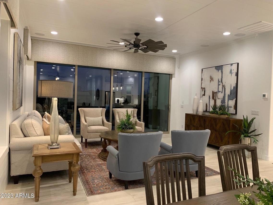6138 E Via Del Sol Dr., Phoenix, AZ 85054
