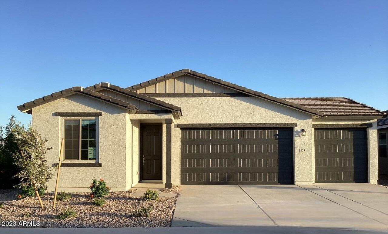 3253 E Pineapple Rd., San Tan Valley, AZ 85143