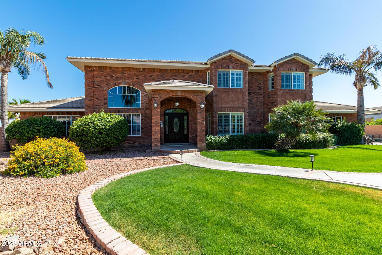 3157 E Robin Ln., Gilbert, AZ 85296