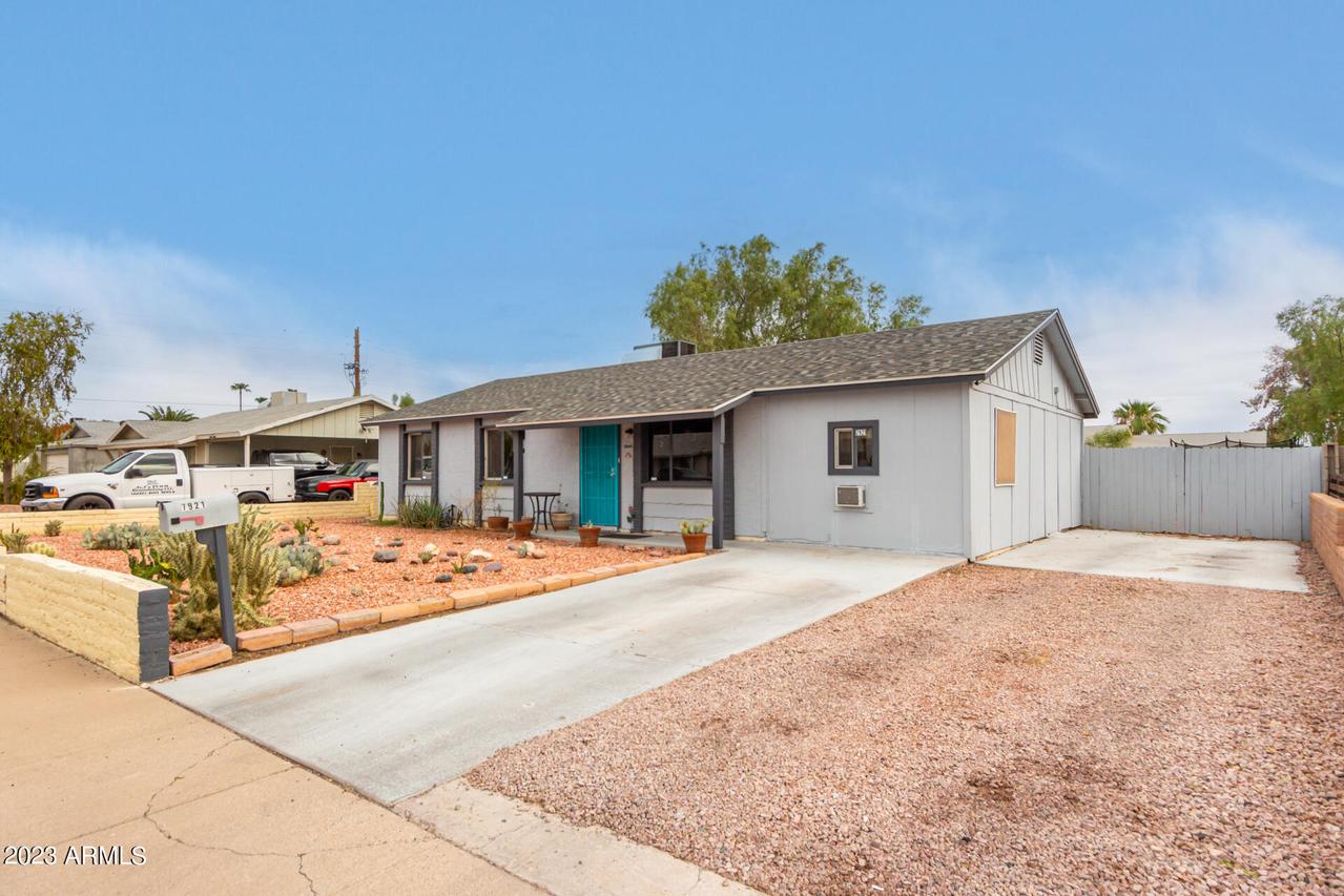 7921 W Minnezona Ave., Phoenix, AZ 85033