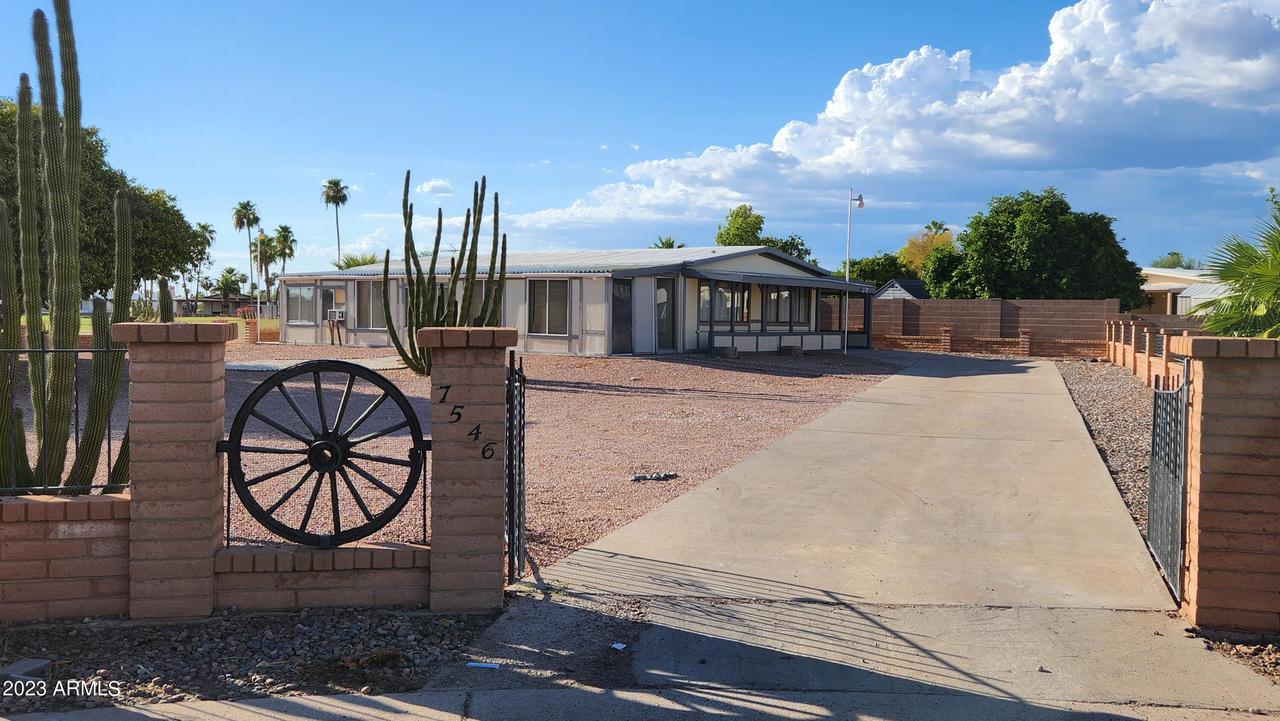 7546 E Juanita Ave., Mesa, AZ 85209