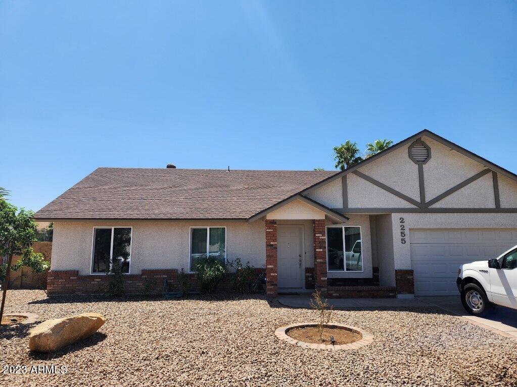 2255 E Catalina Ave., Mesa, AZ 85204