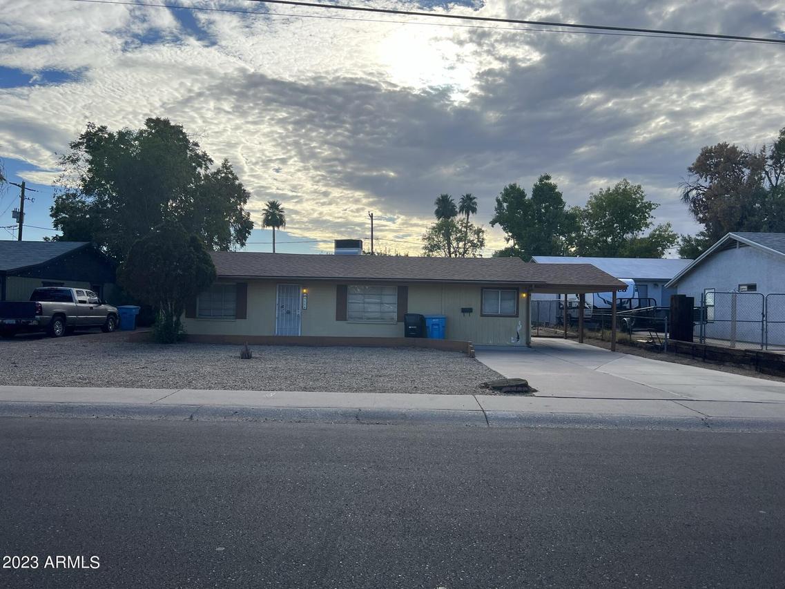 4528 N 17th Ave., Phoenix, AZ 85015