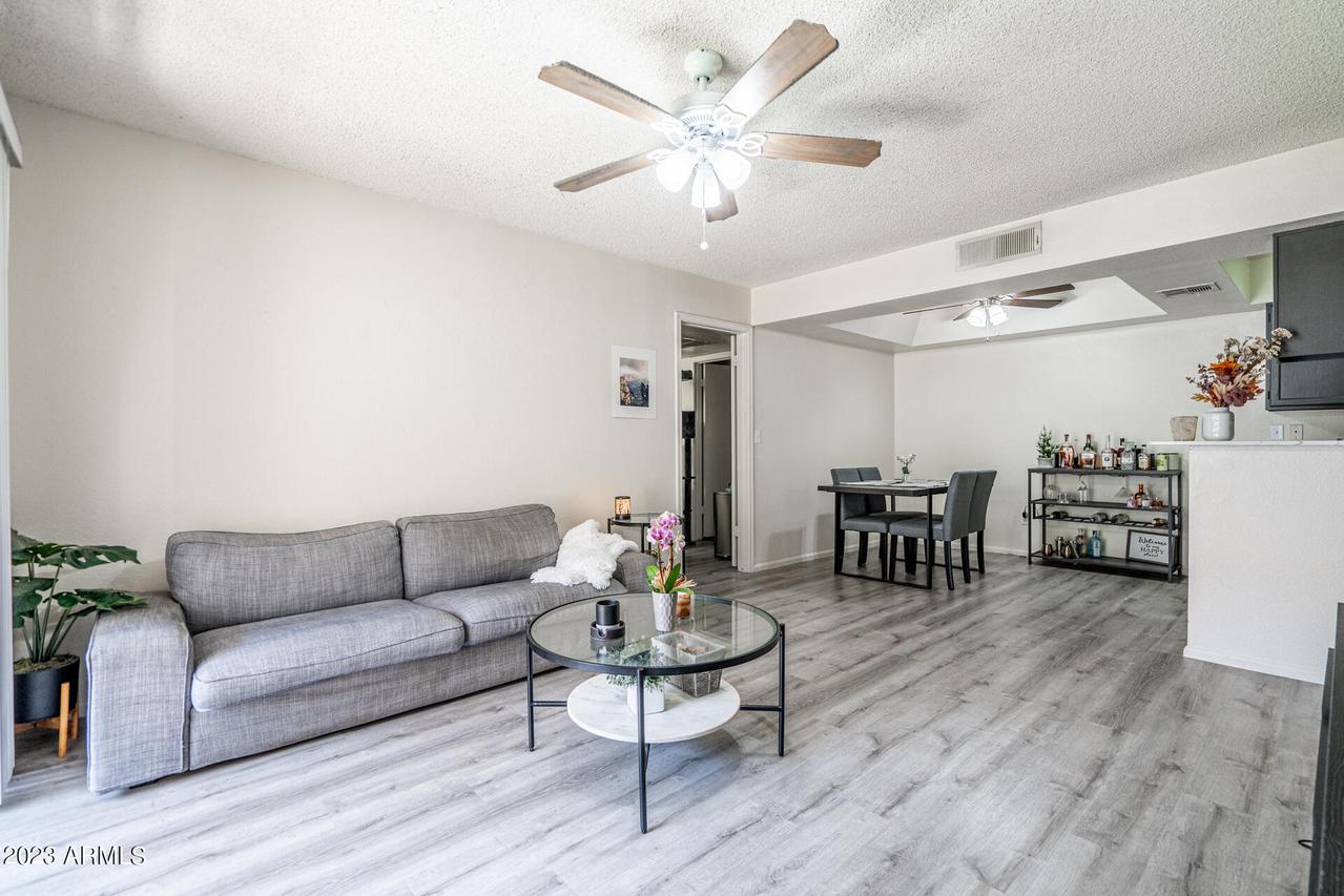 10610 S 48th St. #1041, Phoenix, AZ 85044