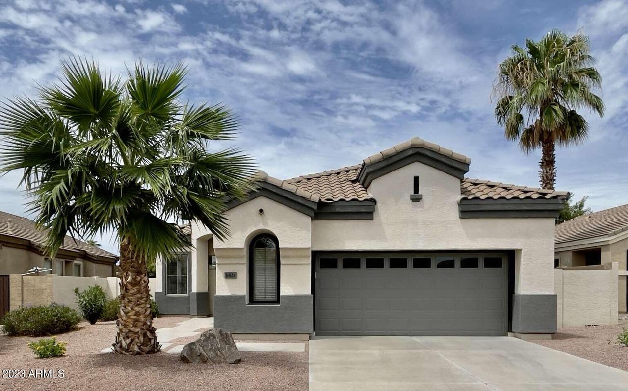 6824 S Pinehurst Dr., Gilbert, AZ 85298