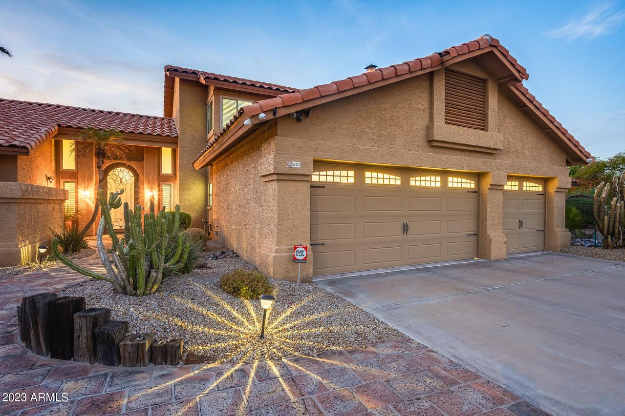 16410 S 37th Way, Phoenix, AZ 85048