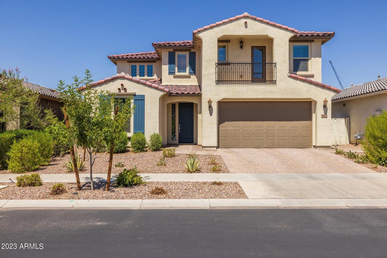 9822 E Radioactive Dr., Mesa, AZ 85212