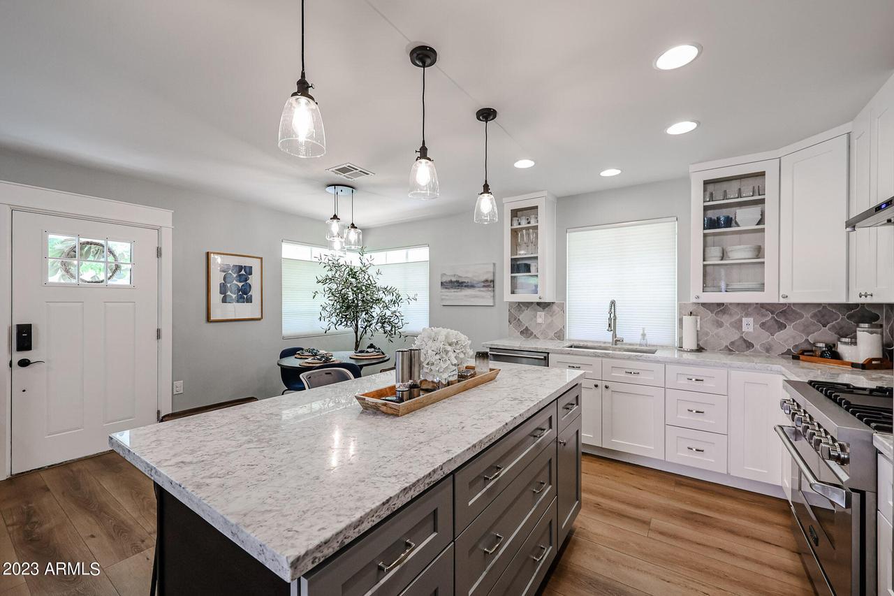 648 N Robson, Mesa, AZ 85201