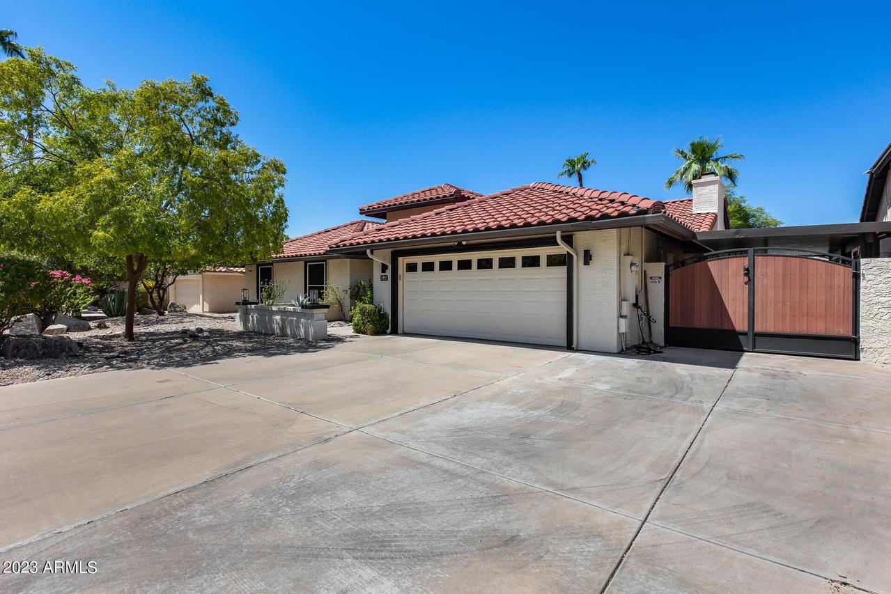 13014 N 13th Ln., Phoenix, AZ 85029