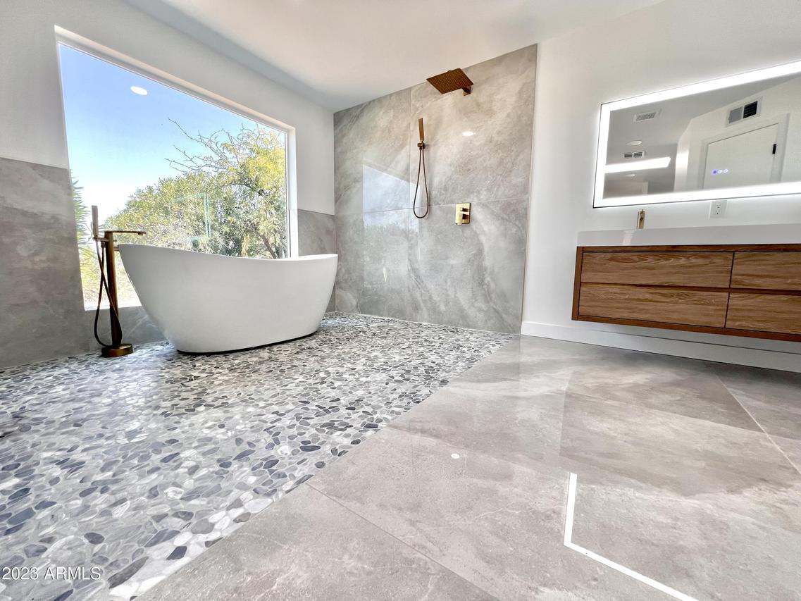 15708 E El Lago Blvd., Fountain Hills, AZ 85268