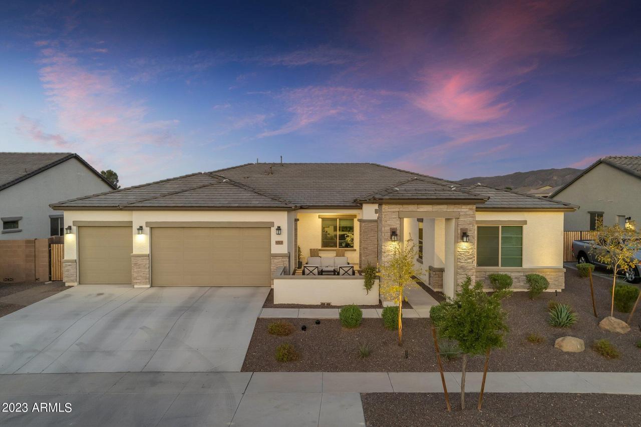8513 S 22nd Dr., Phoenix, AZ 85041