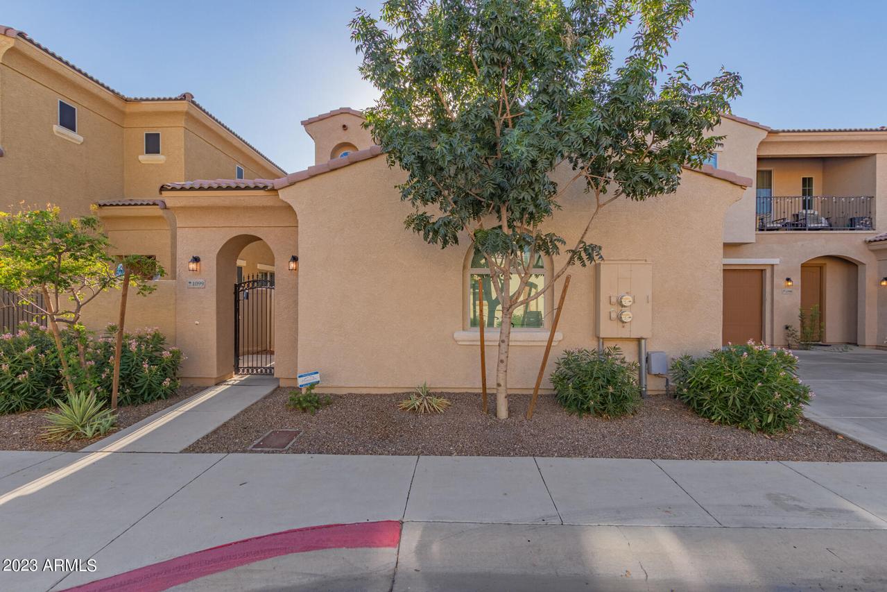 1367 S Country Club Dr. #1099, Mesa, AZ 85210