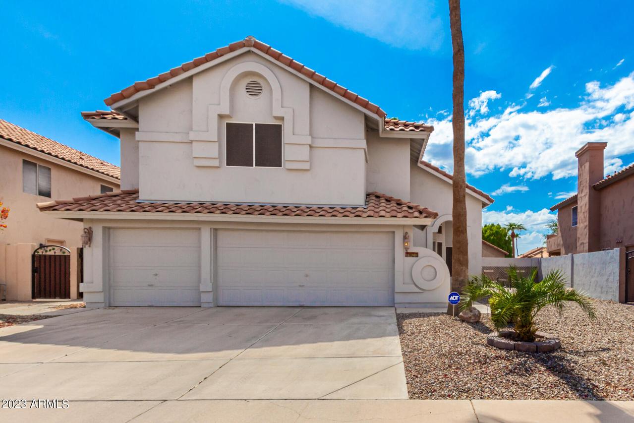 3423 E Glenhaven Dr., Phoenix, AZ 85048