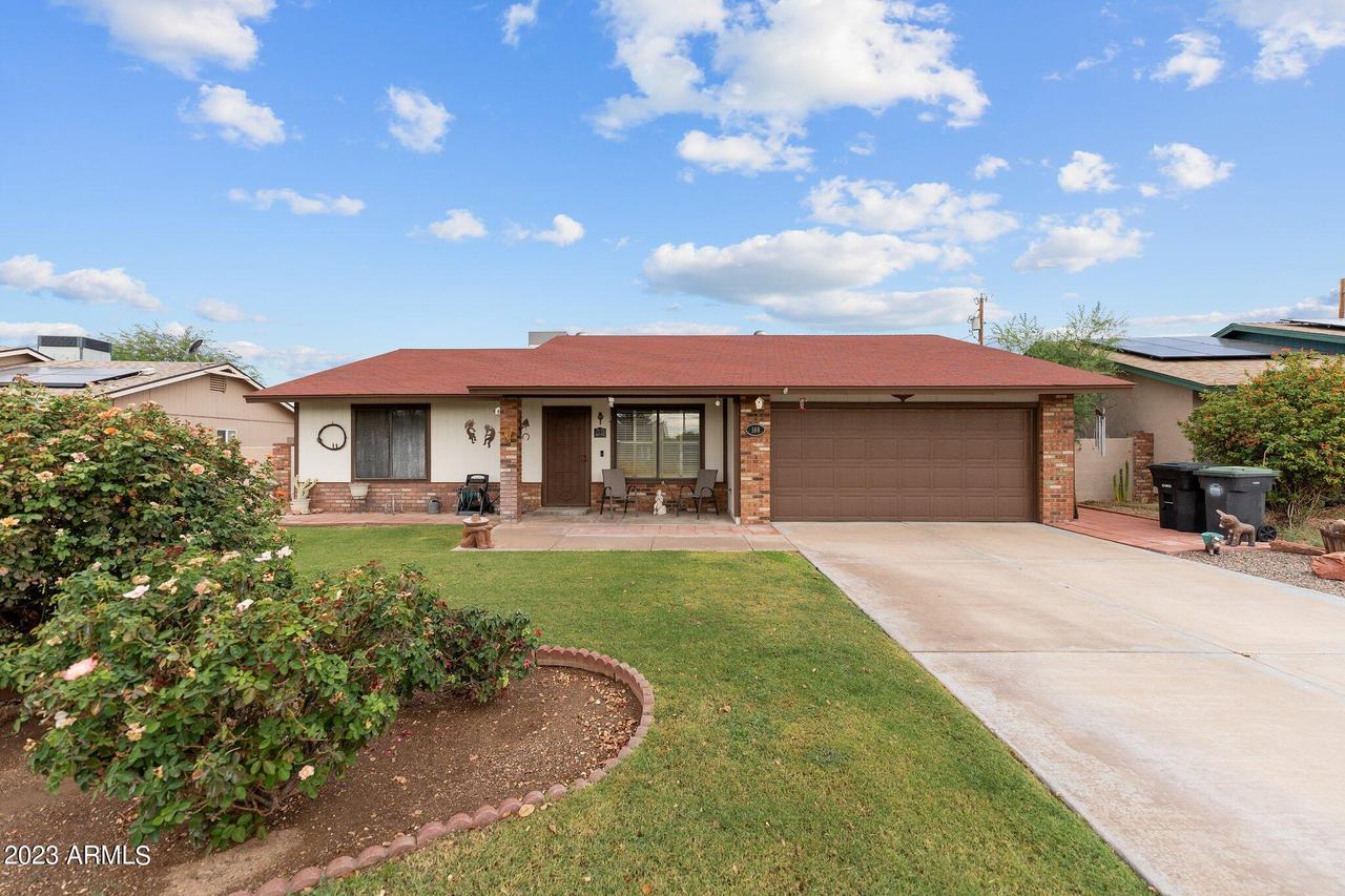 168 Peretz Cir., Morristown, AZ 85342