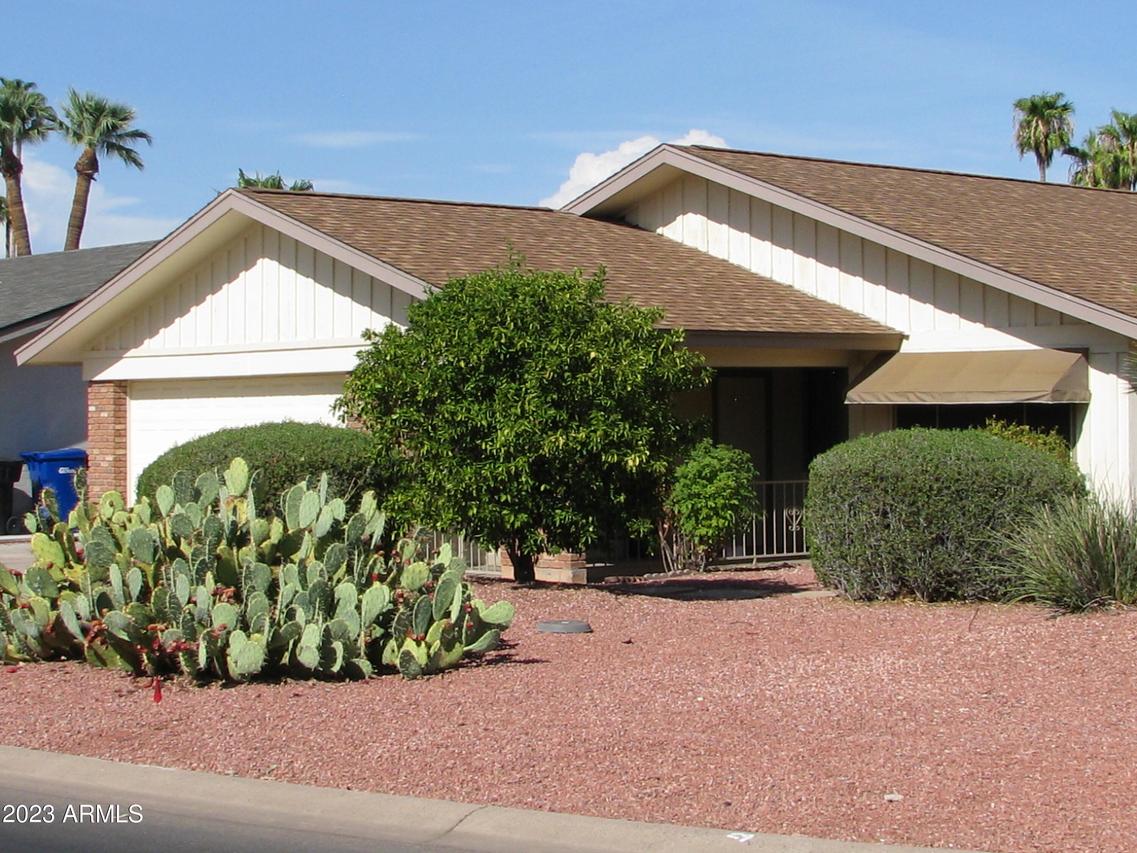 631 S Essex Ln., Mesa, AZ 85208