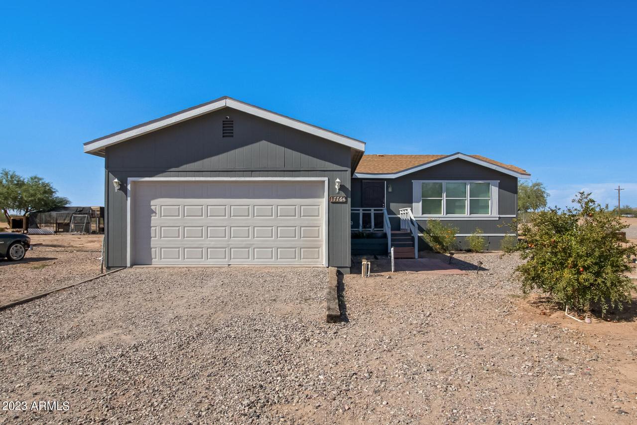 17764 W Summers Ln., Casa Grande, AZ 85193