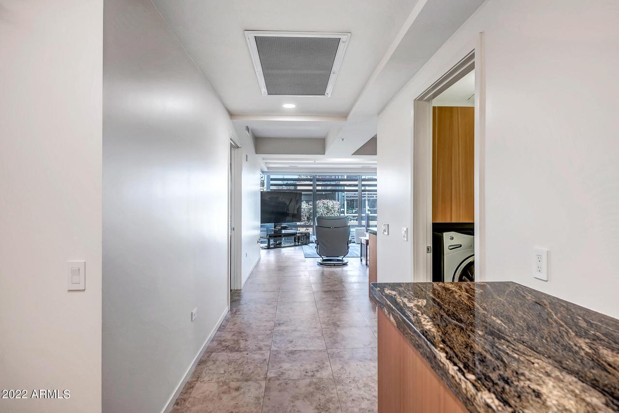 7117 E Rancho Vista Dr. #6008, Scottsdale, AZ 85251