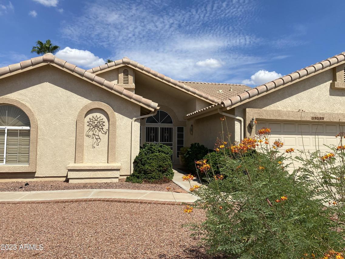19520 N 90th Ln., Peoria, AZ 85382