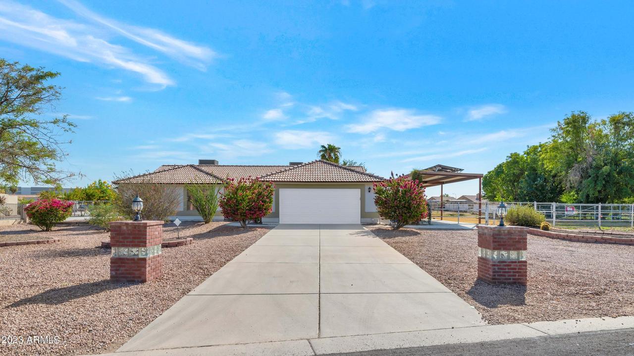 5555 N 105th Ln., Glendale, AZ 85307