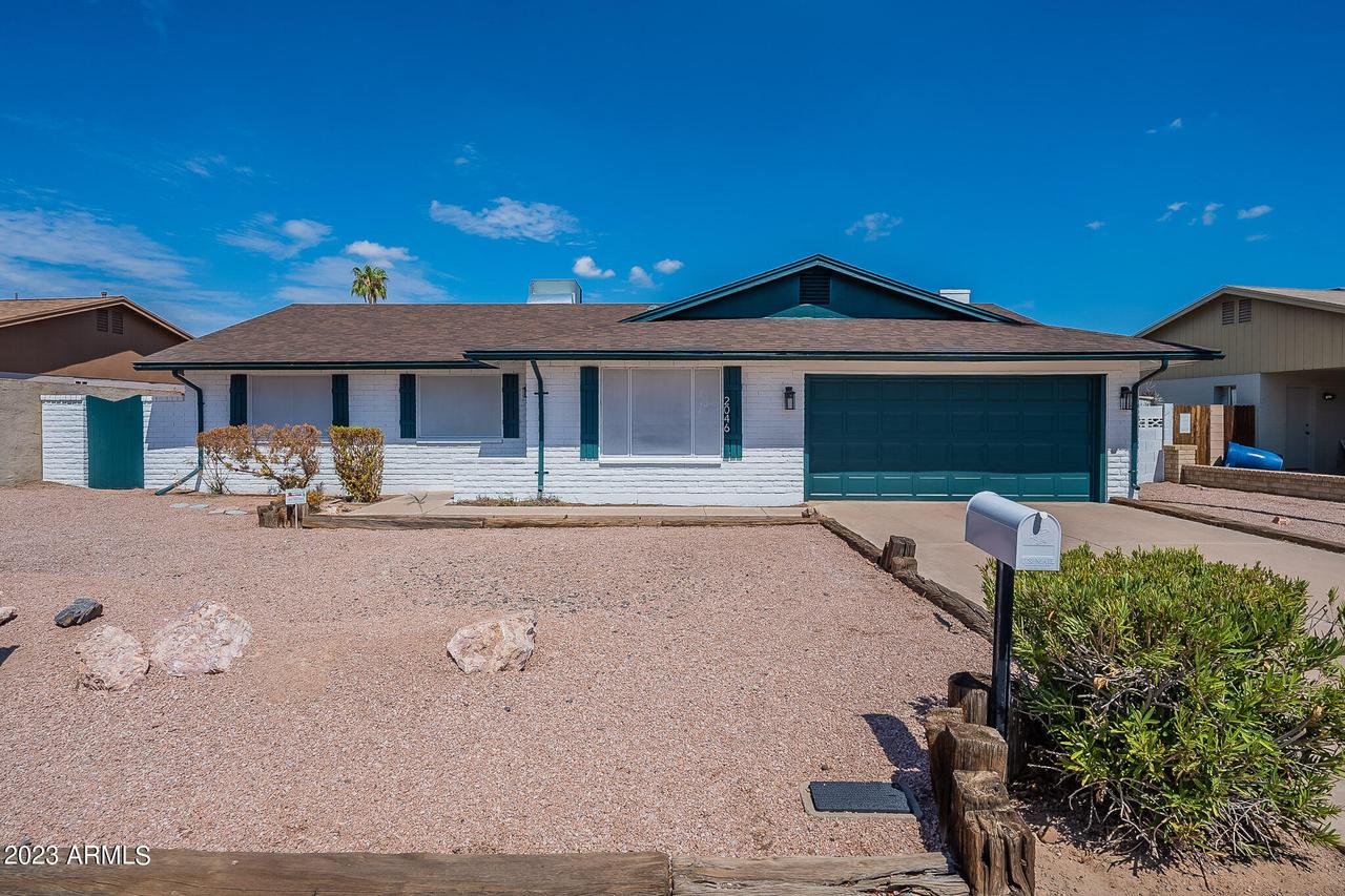 2046 E Oxford Dr., Tempe, AZ 85283