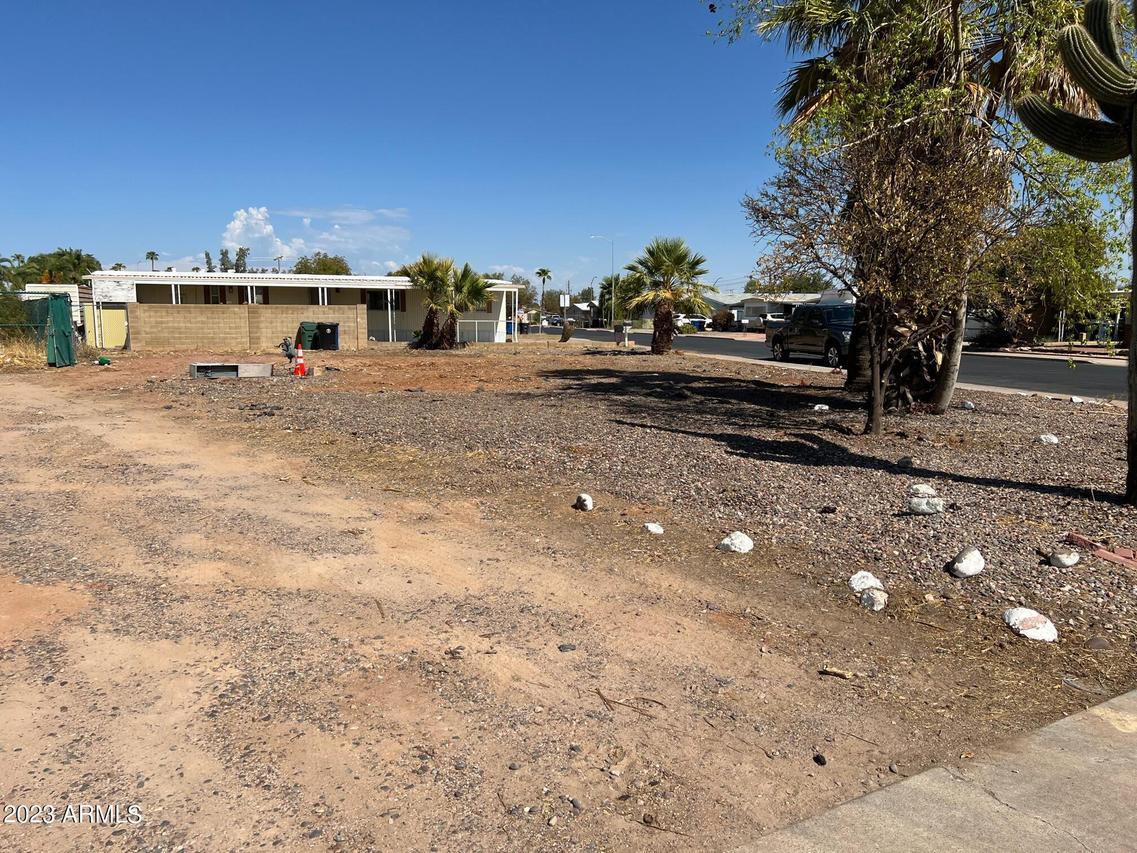 2704 E Bramble Ave. #92, Mesa, AZ 85204