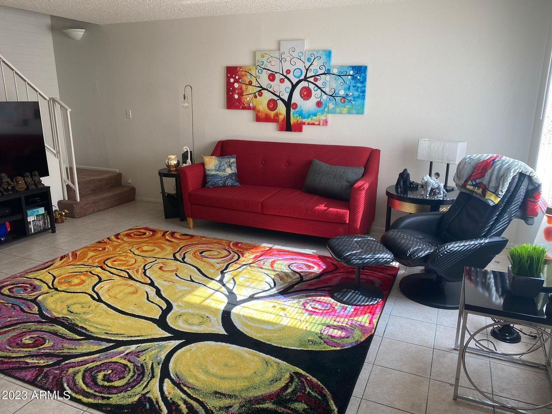 5231 N 42nd Pkwy., Phoenix, AZ 85019