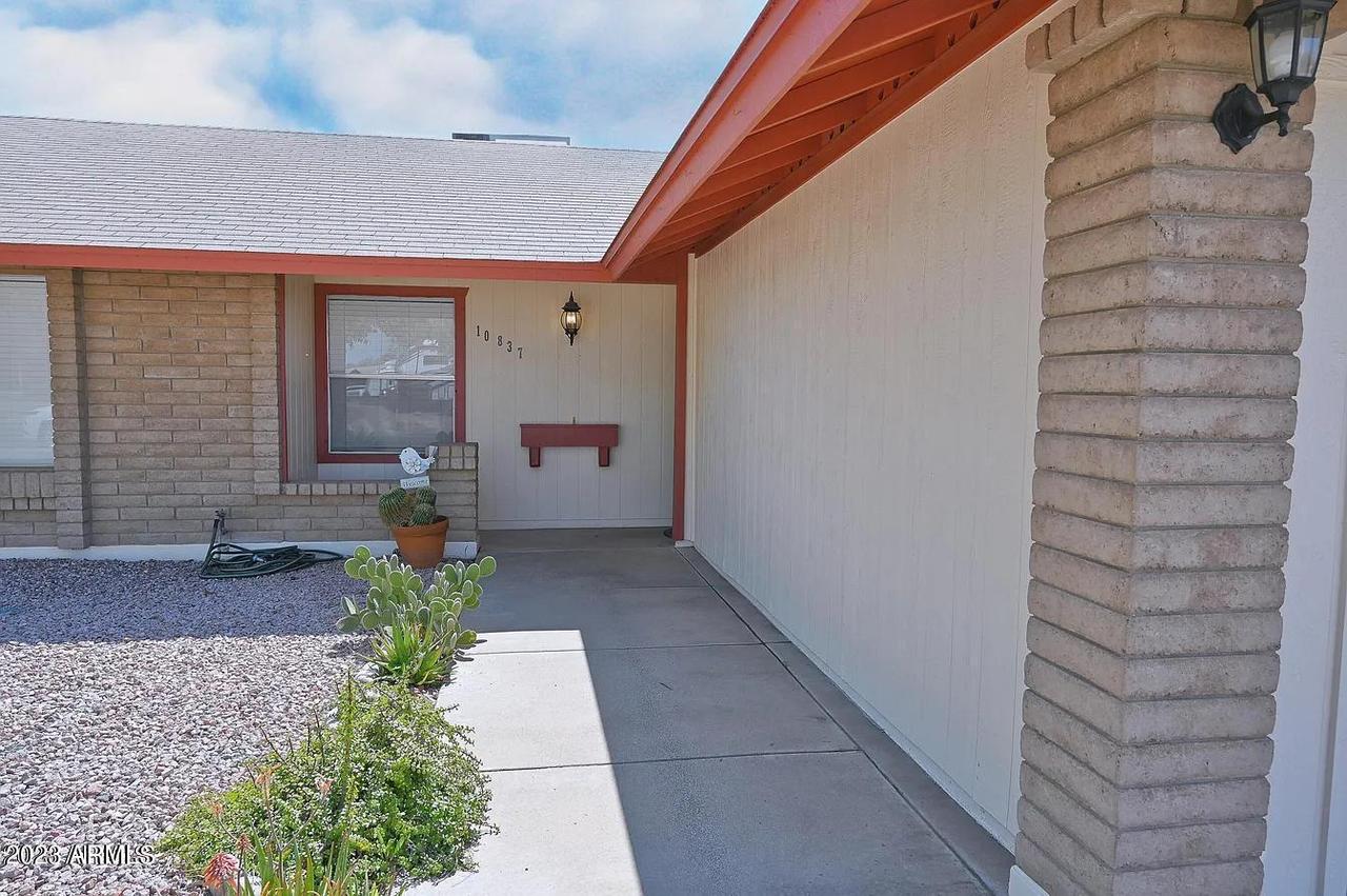 10837 W Kaler Dr., Glendale, AZ 85307
