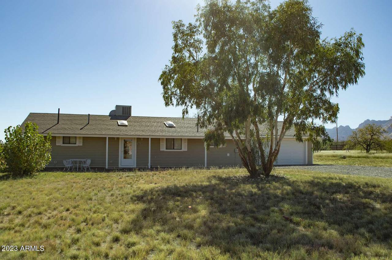 882 W Kaibab Way, Cochise, AZ 85606
