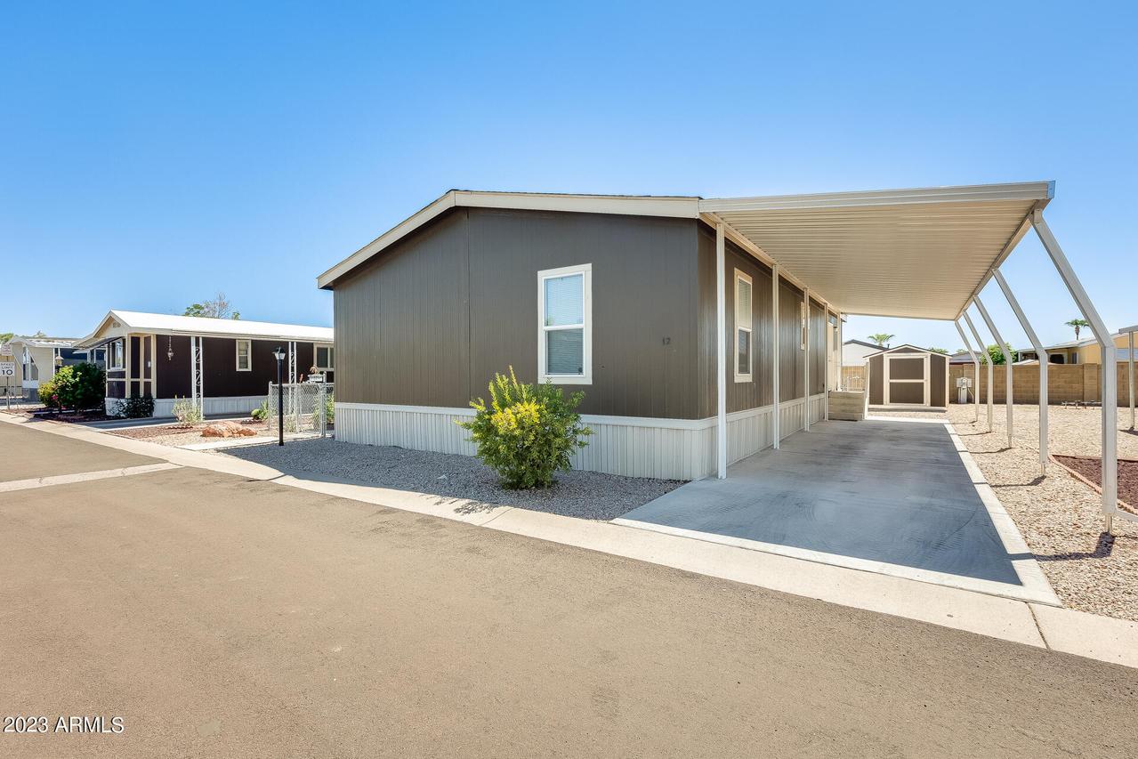 10955 N 79th Ave. #Lot 12, Peoria, AZ 85345