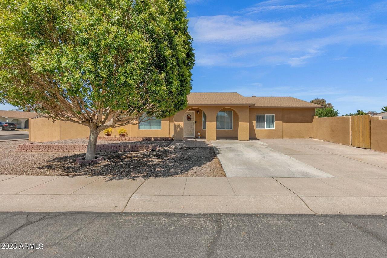 1052 W Watson Dr., Tempe, AZ 85283