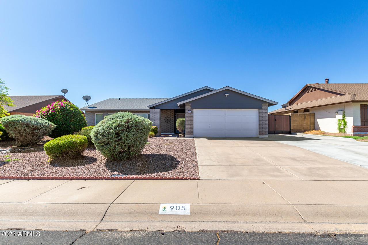 905 W Bell De Mar Dr., Tempe, AZ 85283