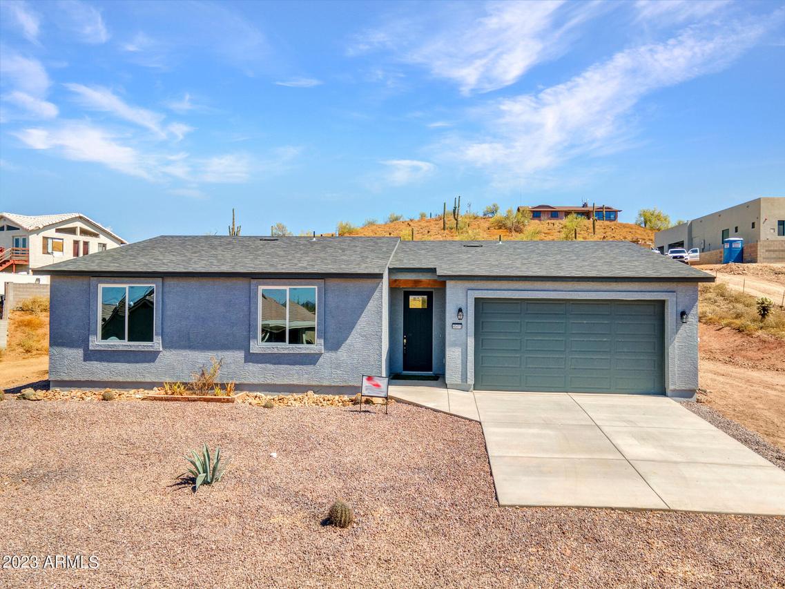 40415 N 10th St., Phoenix, AZ 85086