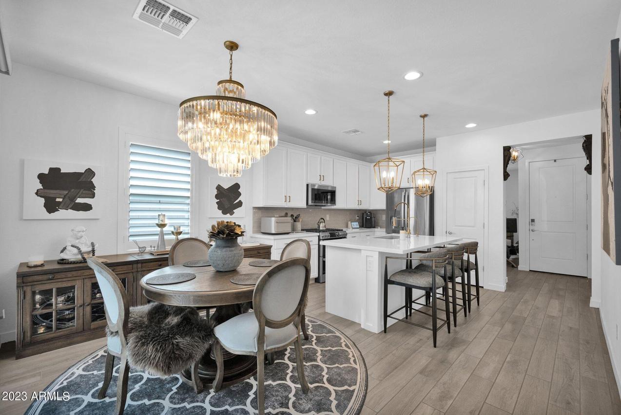 6637 N Desert Shadow Ln., Phoenix, AZ 85014