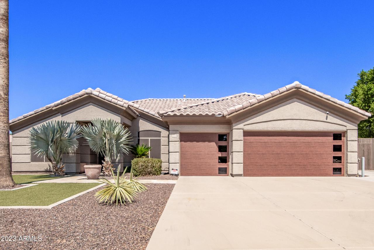 4334 E Elmwood St., Mesa, AZ 85205