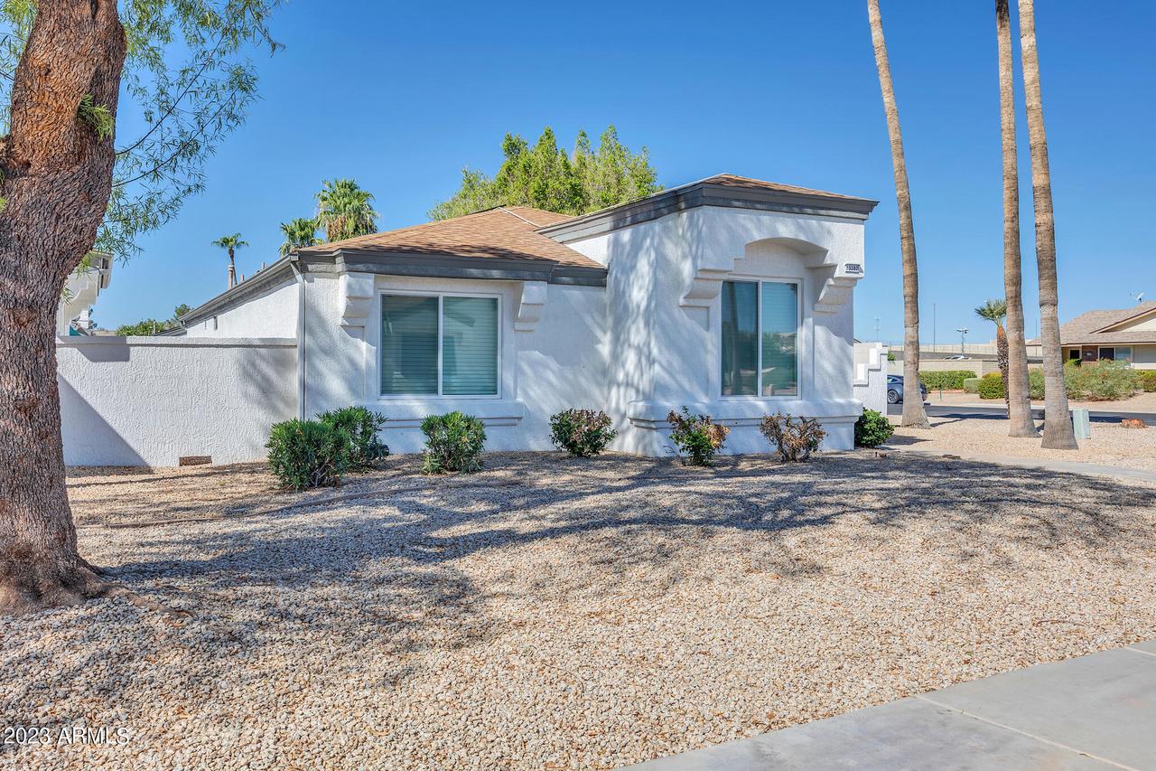 13287 W Countryside Dr., Sun City West, AZ 85375
