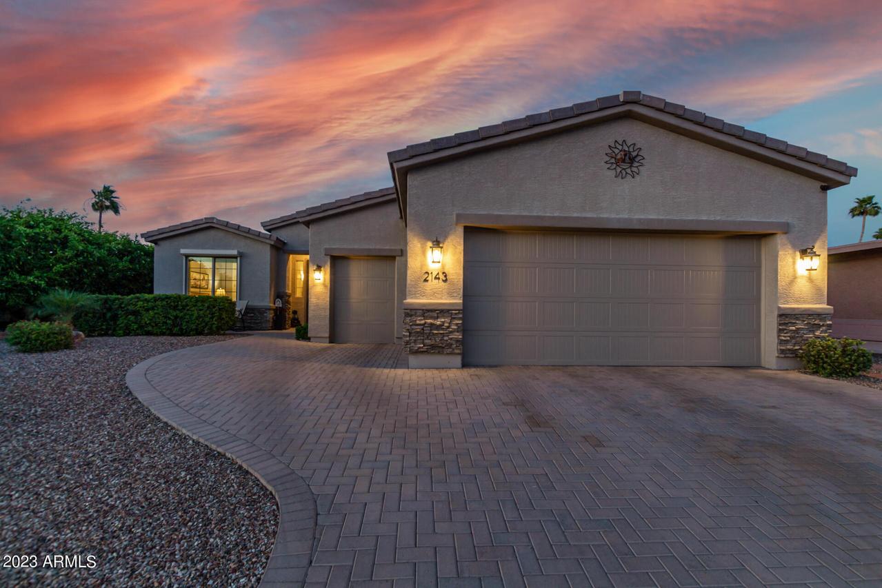 2143 N Rosburg Dr., Mesa, AZ 85215