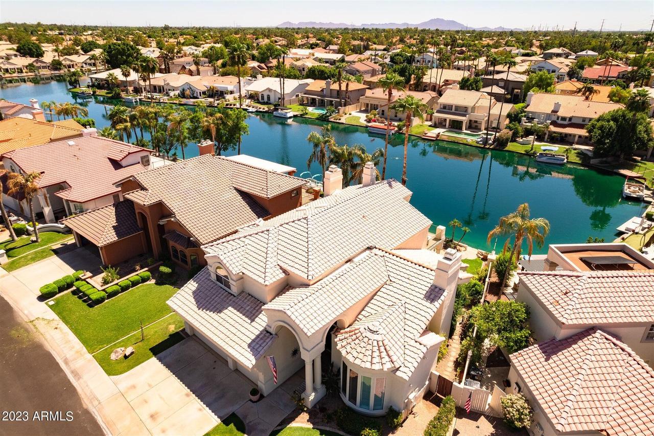 2019 E Catamaran Dr., Gilbert, AZ 85234