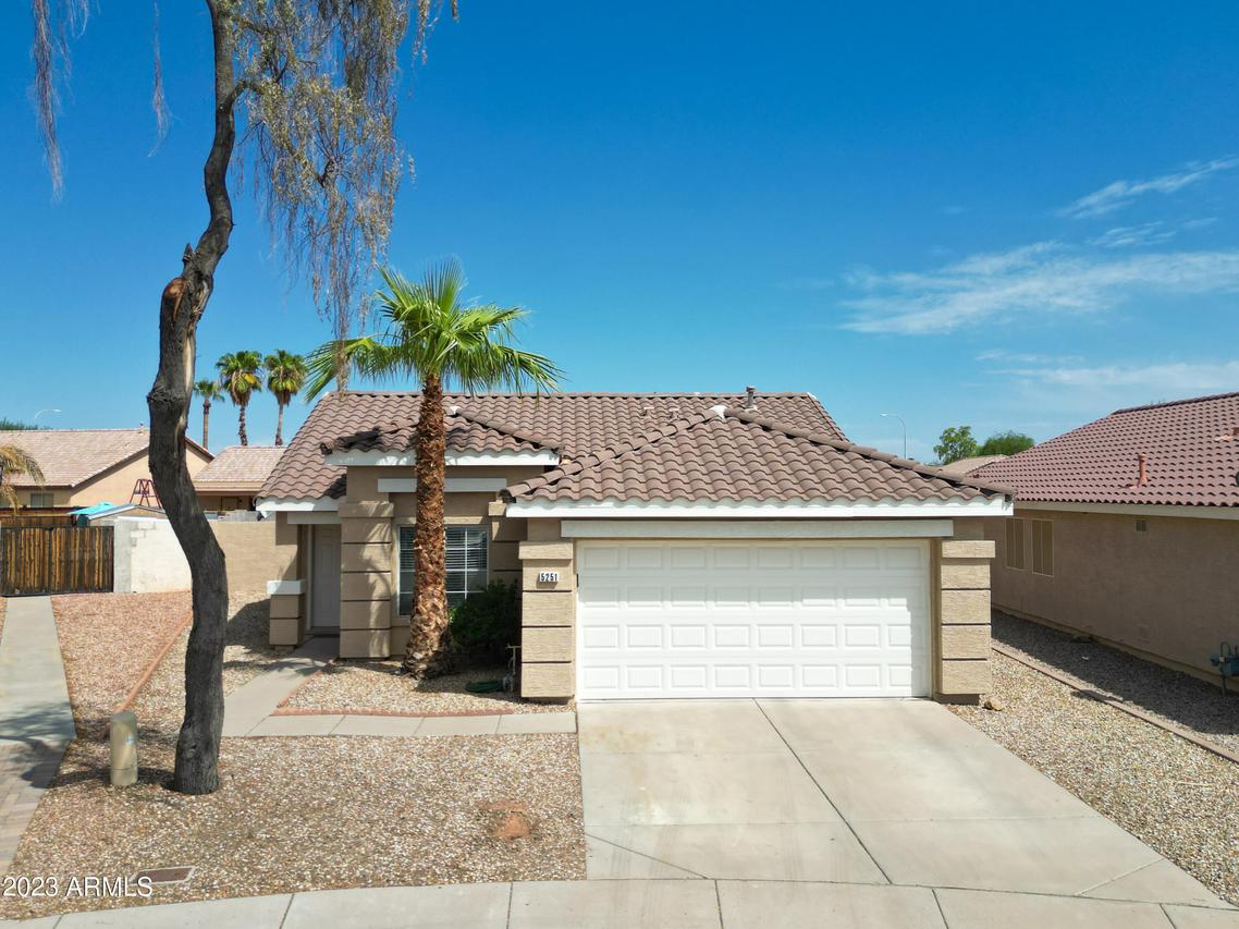5251 N 104th Dr., Glendale, AZ 85307