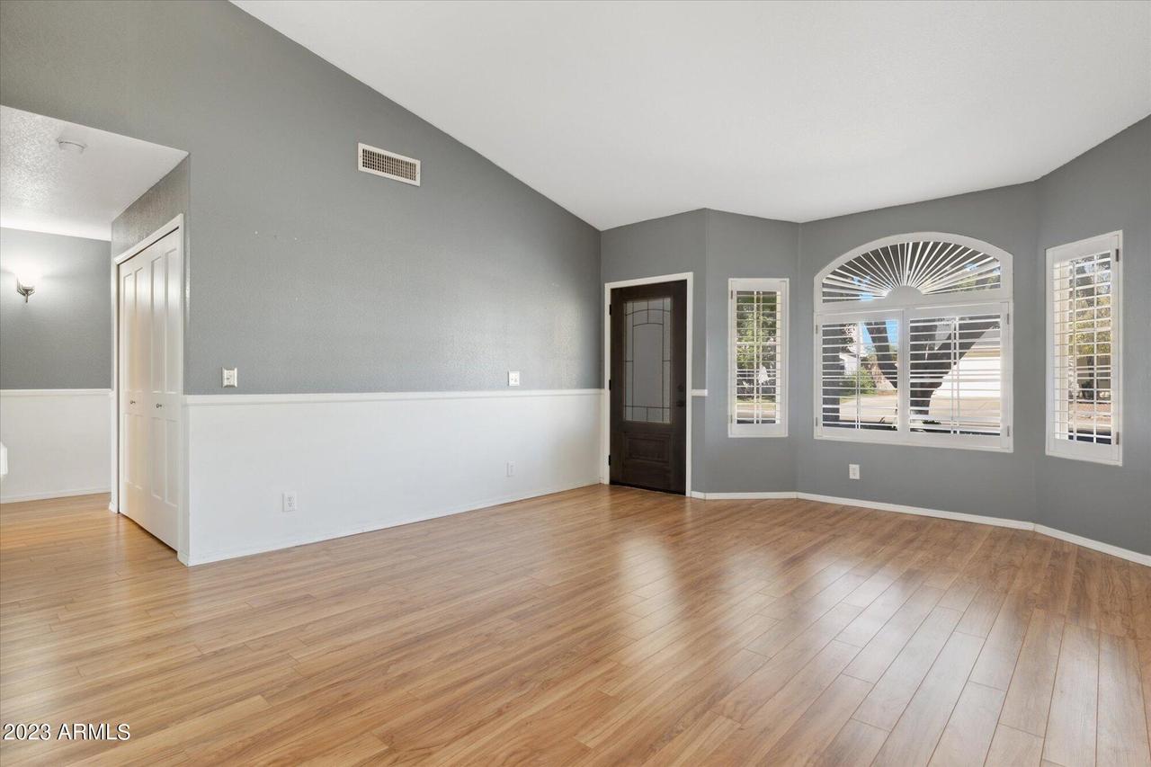 8023 E Dartmouth St., Mesa, AZ 85207