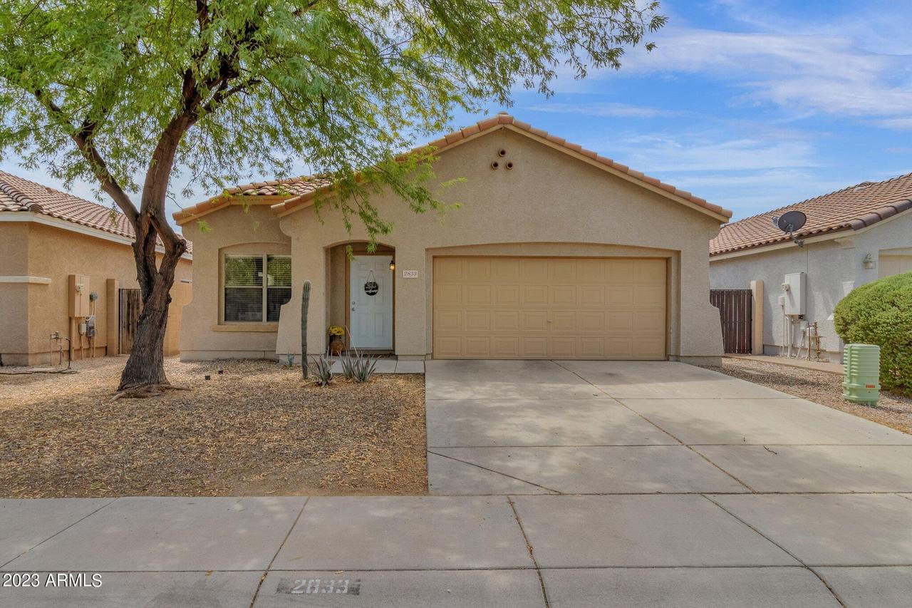 2833 W Santa Cruz Ave., San Tan Valley, AZ 85144