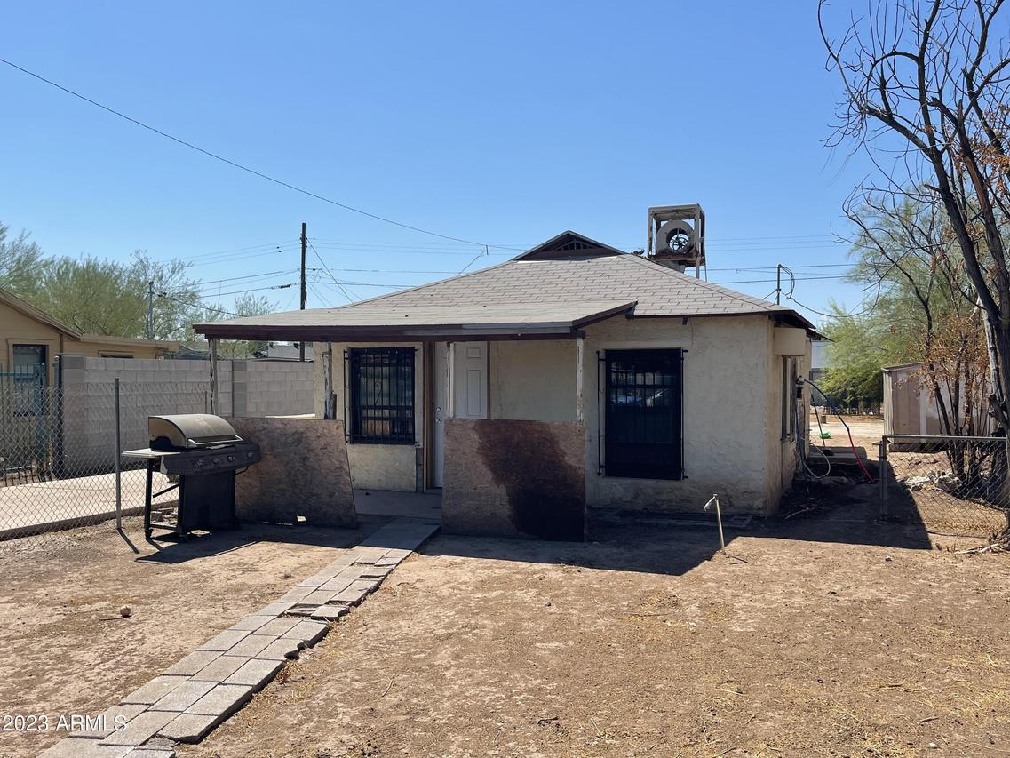 1933 W Hadley St., Phoenix, AZ 85009